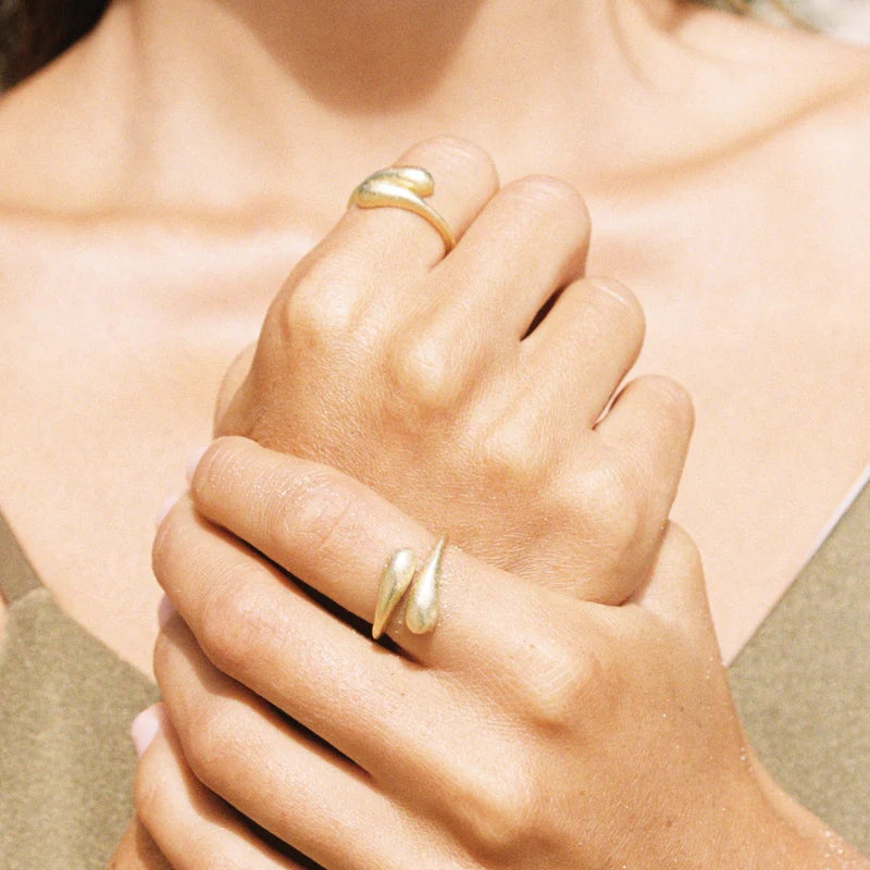 filipa-ring-agape-jewelry-gold-1_800x_77003185-c8cd-4bc0-afb2-1270846ef2ca.webp